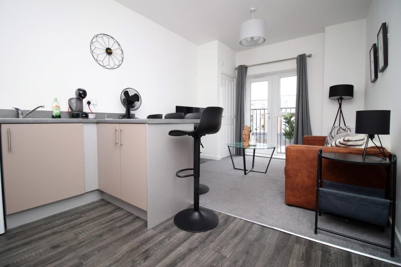 Beachview By Mia Living Close To Beach, Free Parking, Modern 2 Bedroom Apartment Barry Bagian luar foto