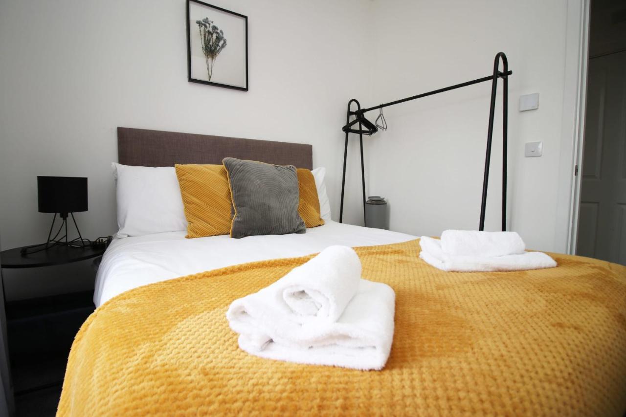 Beachview By Mia Living Close To Beach, Free Parking, Modern 2 Bedroom Apartment Barry Bagian luar foto
