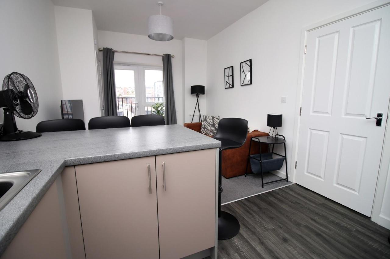 Beachview By Mia Living Close To Beach, Free Parking, Modern 2 Bedroom Apartment Barry Bagian luar foto